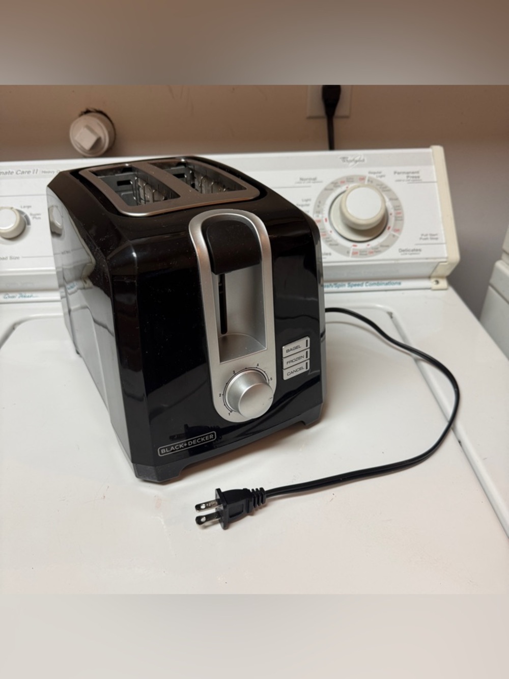 Black & Decker T2560B - Toaster - electrical - 2 slice - black